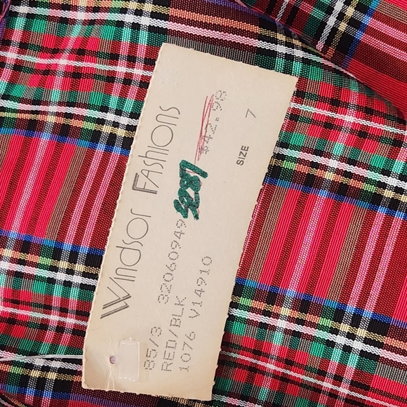 Y2K Vintage Francine Browner Plaid Flared Shorts Red/Blue, Womens Small - Picture 9 of 11